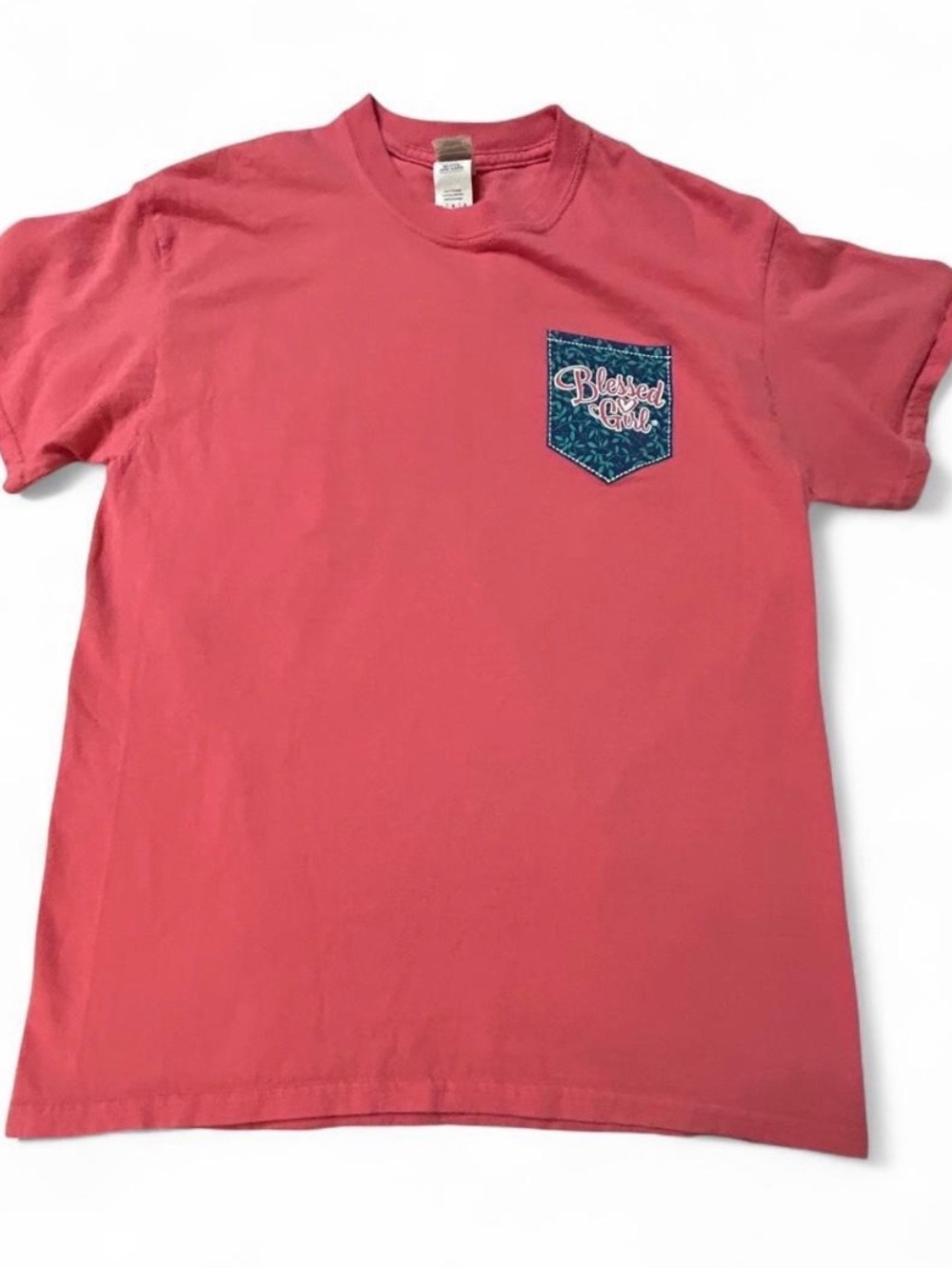 Gildan Coral Kids Short Sleeve Tee with Blue Pocket